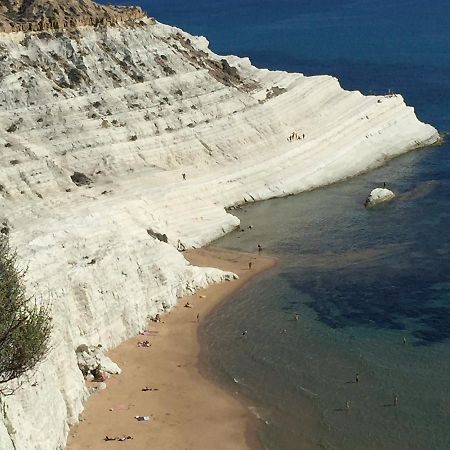 Hotel Riviera Palace بورتو إمبيدوكْلي المظهر الخارجي الصورة
