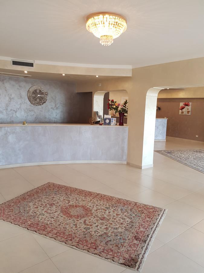 Hotel Riviera Palace بورتو إمبيدوكْلي المظهر الخارجي الصورة